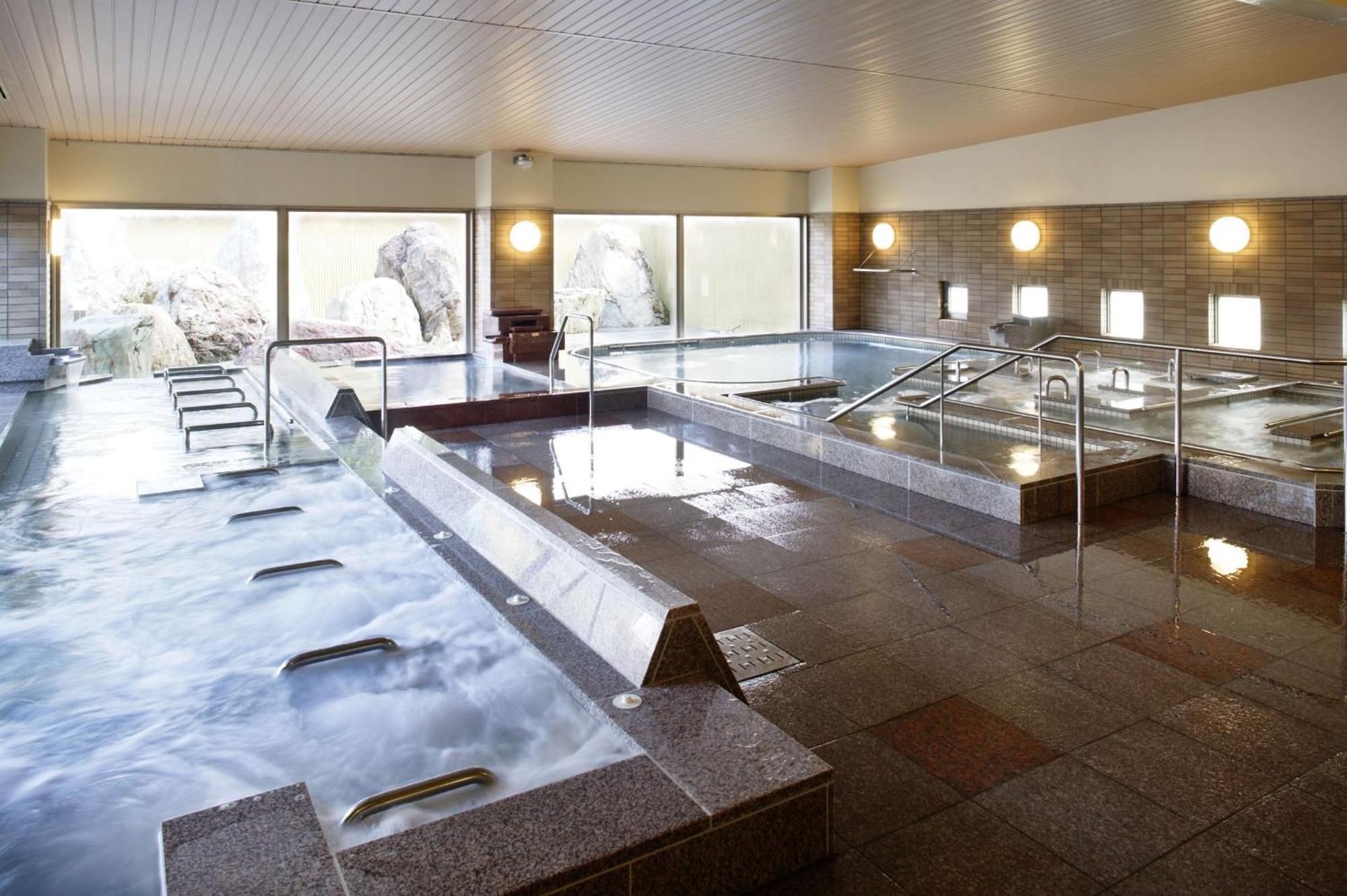 Kintarou Onsen Hotel Uozu Buitenkant foto