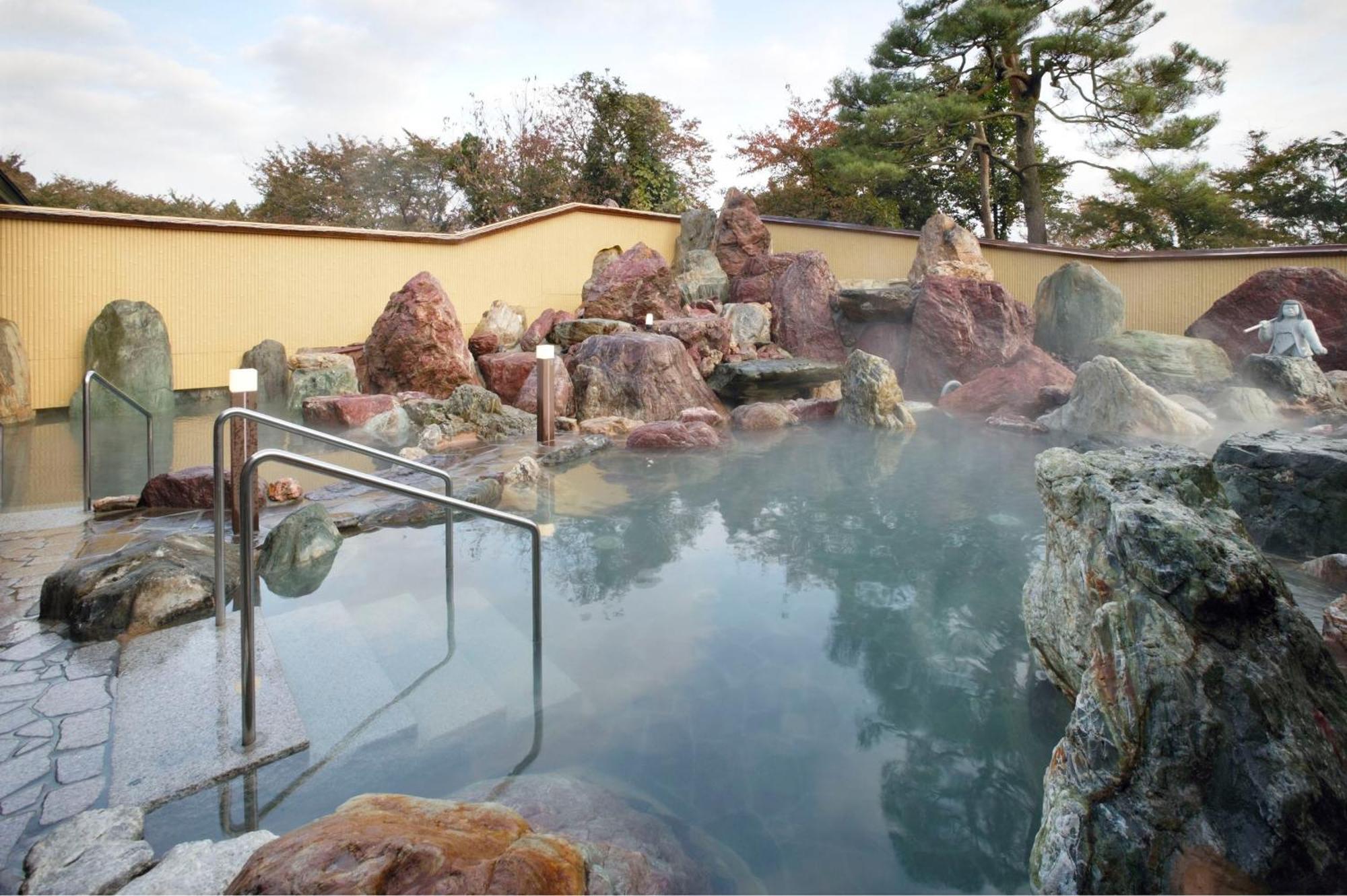 Kintarou Onsen Hotel Uozu Buitenkant foto
