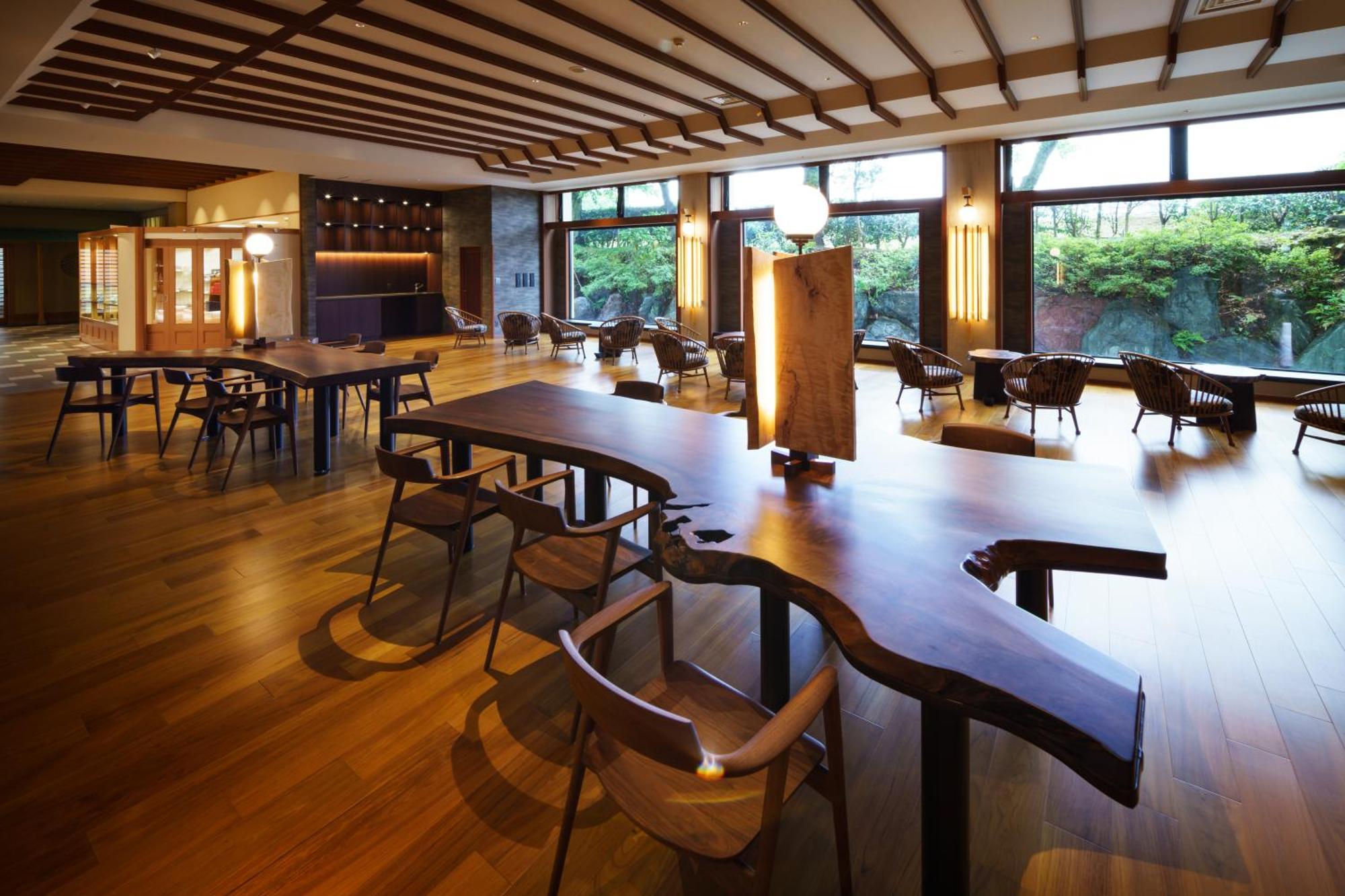 Kintarou Onsen Hotel Uozu Buitenkant foto