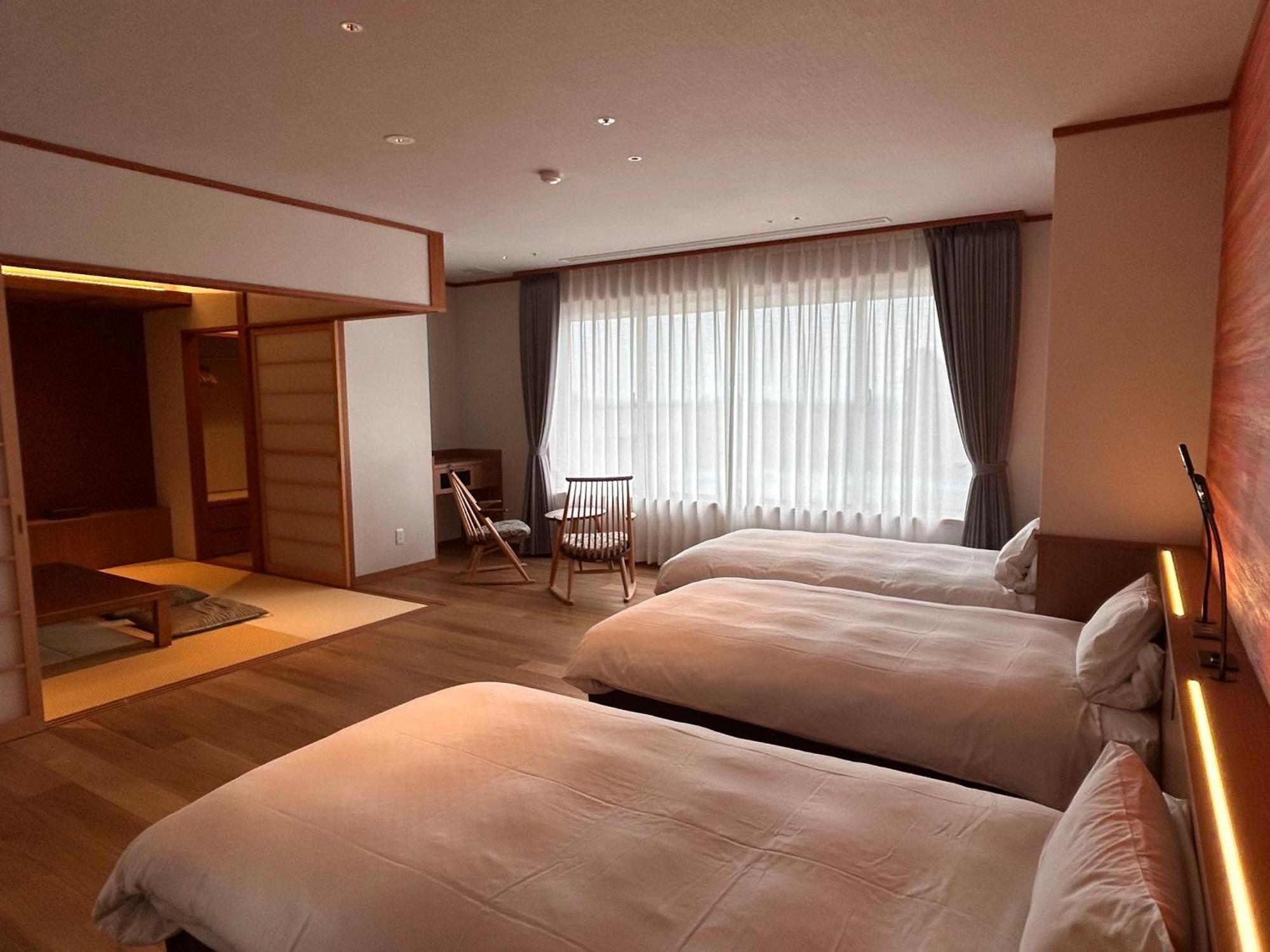 Kintarou Onsen Hotel Uozu Buitenkant foto