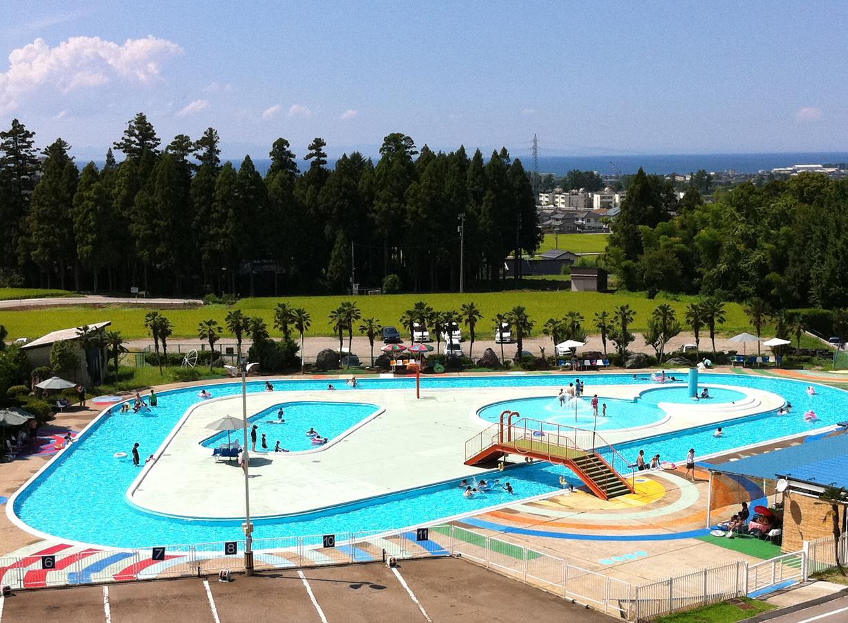 Kintarou Onsen Hotel Uozu Buitenkant foto